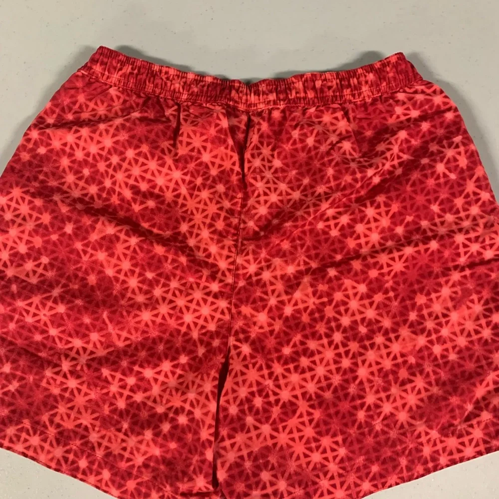 SHORTS - Picture 3 of 5